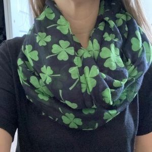 Shamrock Infinity Scarf